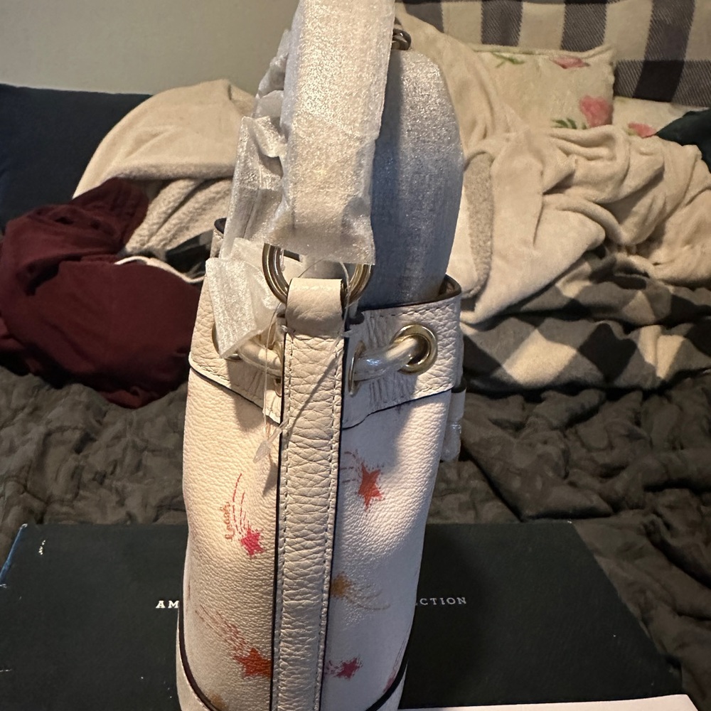 Coach Dempsey Bag 15 with shooting Star